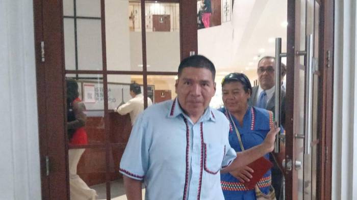 El dirigente Toribio García-.