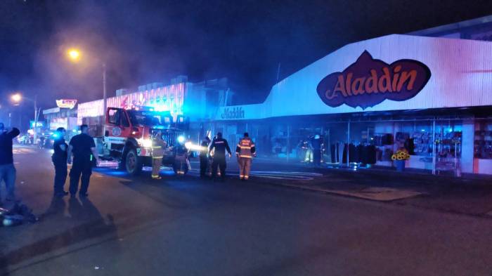Ambulancias y paramédicos ofreciceron atención médica.