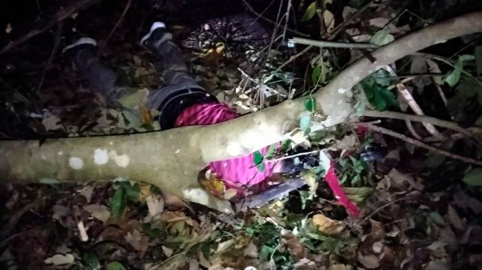 Lo hallaron muerto a un costado del río Chico