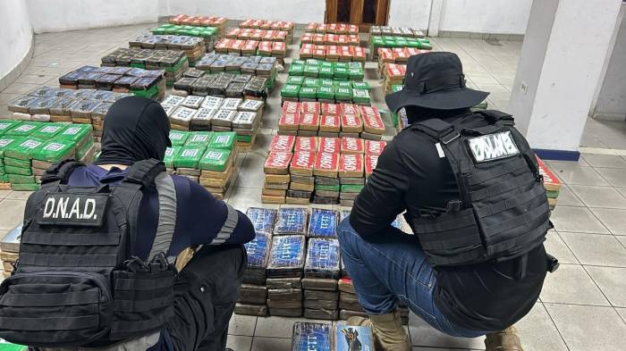 Incautan más de mil 500 paquetes de droga