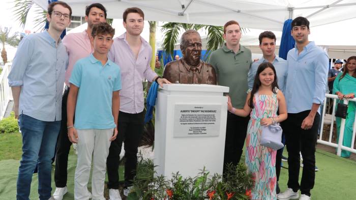 Hípica: Honran la carrera de Alberto Paz Rodríguez