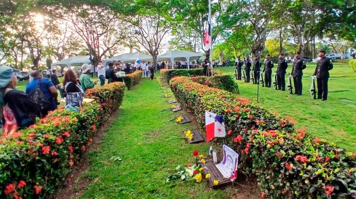 Panamá rinde homenaje a la memoria de los mártires