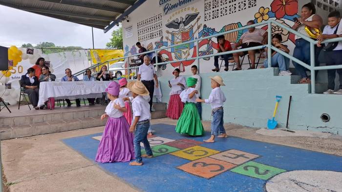 Escuela Cerro Viento Rural celebra 50 años de historia, esfuerzo y transformación comunitaria