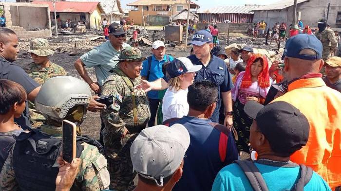 En la carta le recuerdan a la ministra Montalvo sus promesas incumplidas, que hizo en enero de 2025, cuando visitó área comarcal afectada por incendio.
