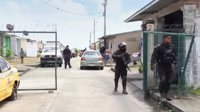 Fuerte operativo policial en el lugar del asesinato.
