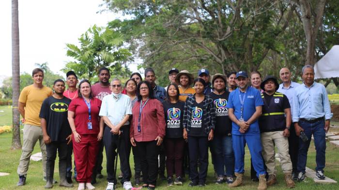 Estudiantes de antropología apoyan exhumaciones de víctimas de la invasión en Jardín de Paz