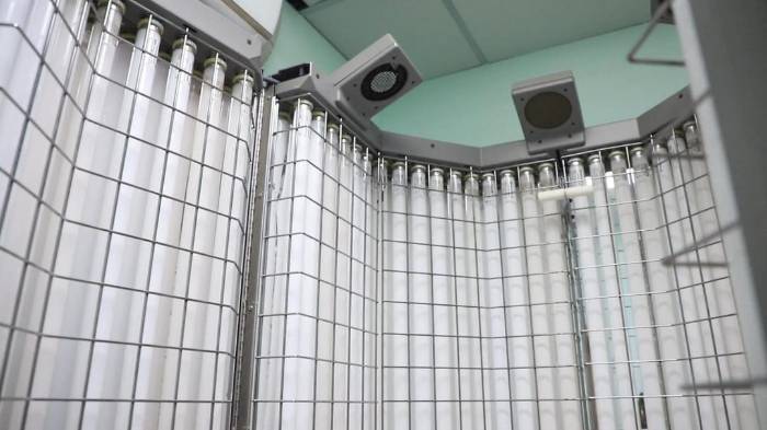 Primera cabina de fototerapia de la CSS.