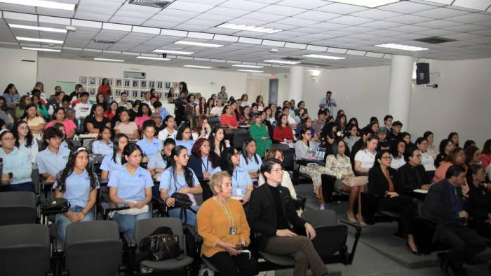 El Minsa y la USMA organizaron el Encuentro Juvenil “Sí a la Vida” en conmemoración del Día Nacional y Mundial para la Prevención del Suicidio.