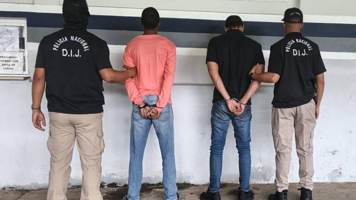 ¡Caen en la trampa del dinero falso! Dos aprehendidos por phishing y falsificación de documentos