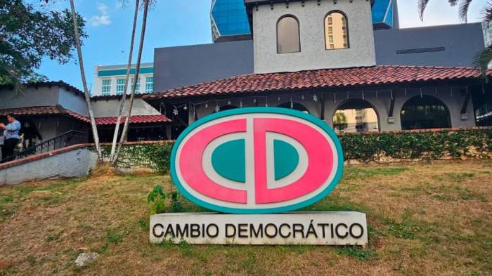 Yanibel Ábrego: CD inicia un proceso de diálogo a nivel nacional con líderes