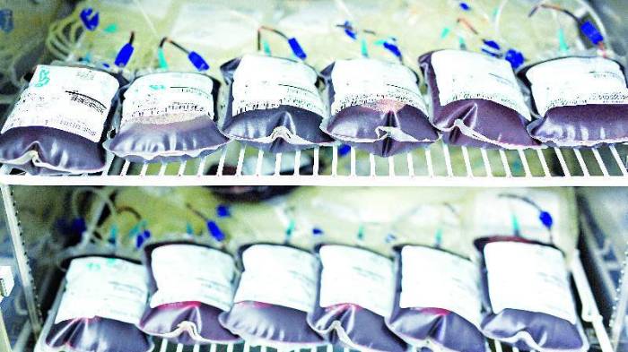 Bancos de sangre en Panamá en alerta roja