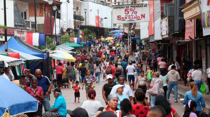 Hay gran movimiento de ciudadanos comprando por Día de la Madre y las fiestas de fin de año.