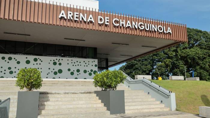 Mulino inaugura la Ciudad Deportiva de Bocas del Toro
