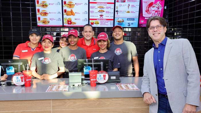 Los Gran Pechuguines llegan para cerrar el año en grande.