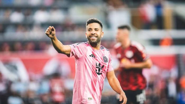 Redes / @jordialbaoficial