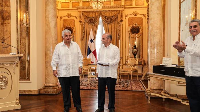 El presidente Mulino y Rodolfo Moreno.