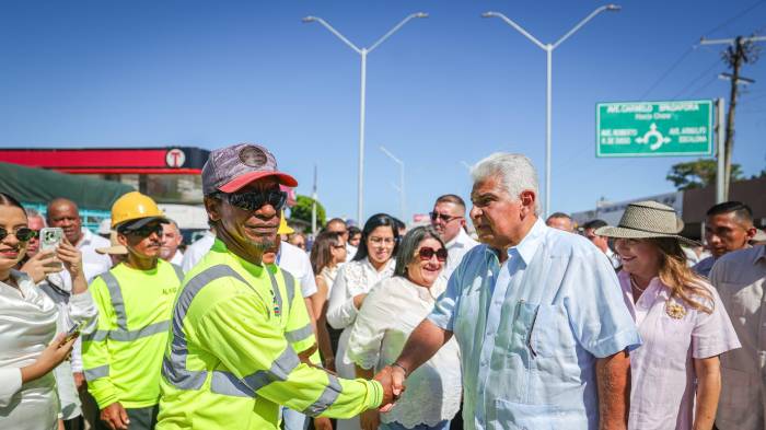 Herrera y Los Santos celebran su nuevo intercambiador