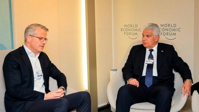 Clerc, de Maersk, y Mulino, presidente de Panamá.