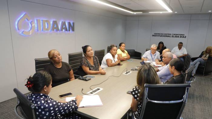 Las dirigentes comunitarias fueron informadas sobre los proyectos y programas que adelanta el IDAAN.