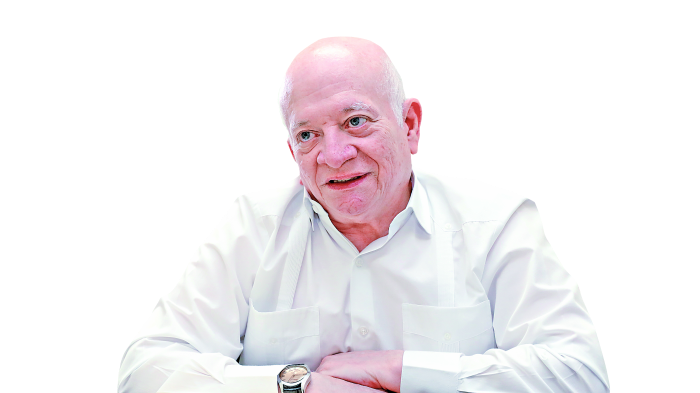 Borde de mar: la memoria como territorio en la poesía de Manuel Orestes Nieto