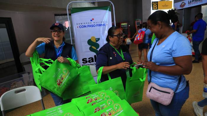 Panameños empiezan a trasladarse al interior