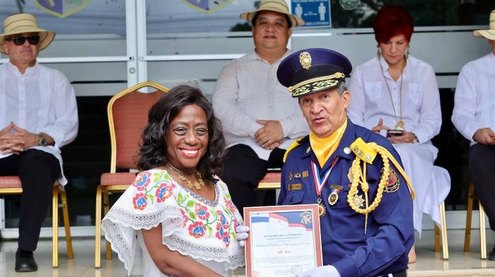 ¡La Chorrera vibra de orgullo! Celebran 204 años de independencia con desfile y homenajes