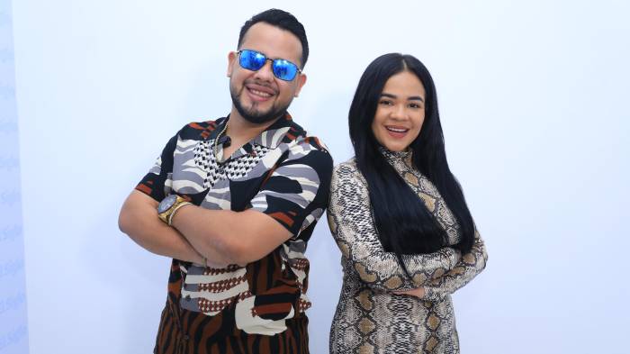 Keny y Kiara, líderes de ‘La Fuerza Pindín’ promocionan por estos días su nueva canción ‘Sueños Locos’.