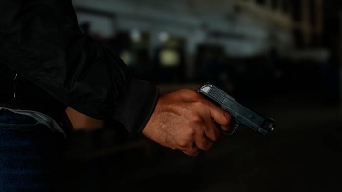 Pistolero no ha sido capturado por la policía.