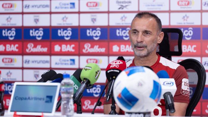 Javier Sánchez Jara, asistente técnico de Thomas Christiansen, dirigió el último entrenamiento y aseguró que Panamá buscará ganar ante el ‘Tri’.