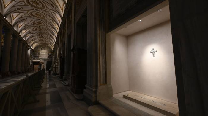 La Plaza de San Pedro del Vaticano.