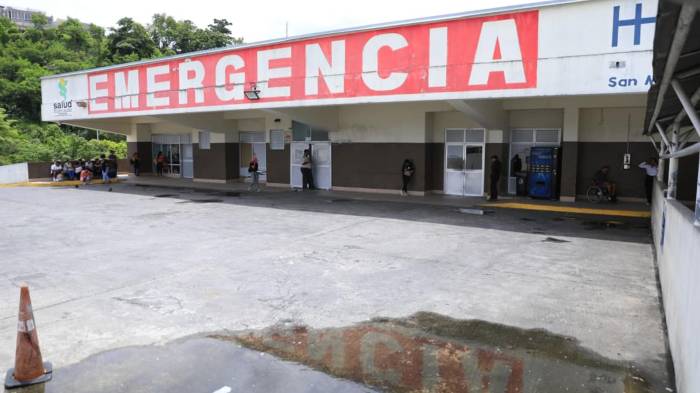 Las víctimas fueron trasladadas al Hospital San Miguel Arcángel.