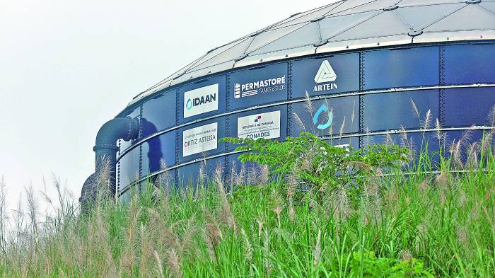 Los tanques de agua de la comunidad de Caimitillo serán reemplazados.
