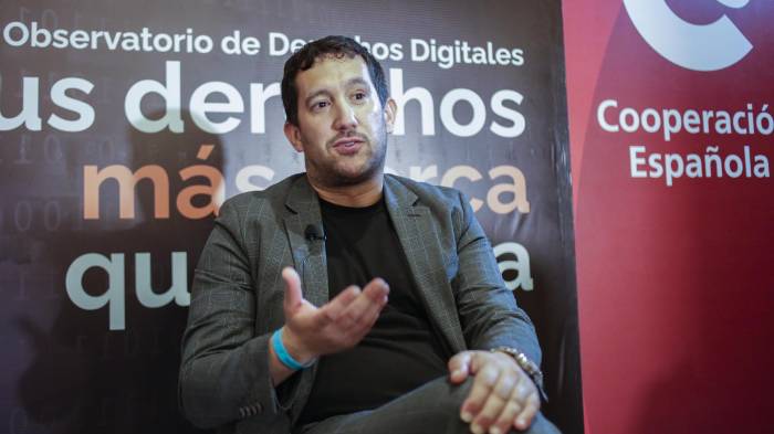 El director general de Red.es Jesús Herrero, habla este jueves durante la presentación de la Carta Iberoamericana de Derechos Digitales, en el Centro de Formación de la Cooperación Española en Cartagena (Colombia).