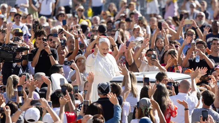 El papa canonizará hoy a Carlo Acutis, el primer santo milenial