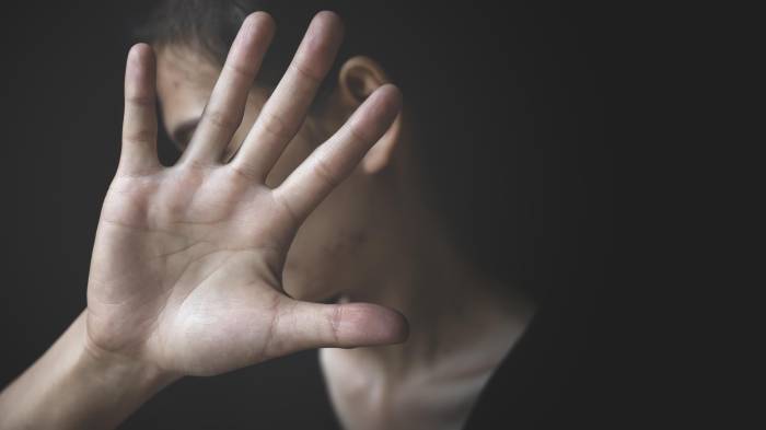 El mes en el que se han registrado más denuncias es marzo con 1,379. Las autoridades recomiendan denunciar el delito.