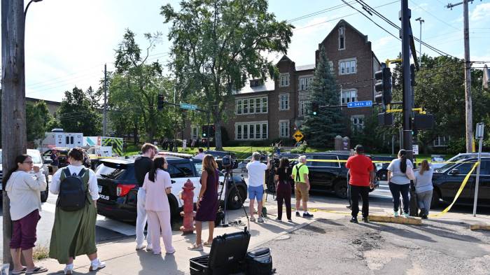 El ataque llega después de una ola de informes falsos de tiradores activos en campus universitarios de Estados Unidos