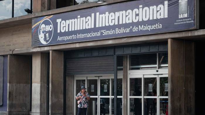 Fotografía de archivo de la entrada del Aeropuerto Internacional de Maiquetía Simón Bolívar, en La Guaira (Venezuela).