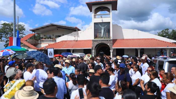 “Mi hijo no pidió morir”, aseguró la madre de Esteban.