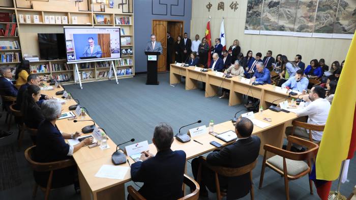 Panamá y Colombia avanzan en la actualización de la interconexión eléctrica binacional