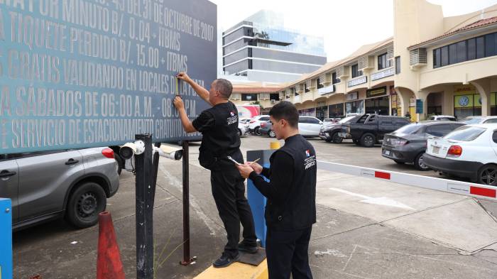 Mantener un letrero informativo visible para los usuarios.
