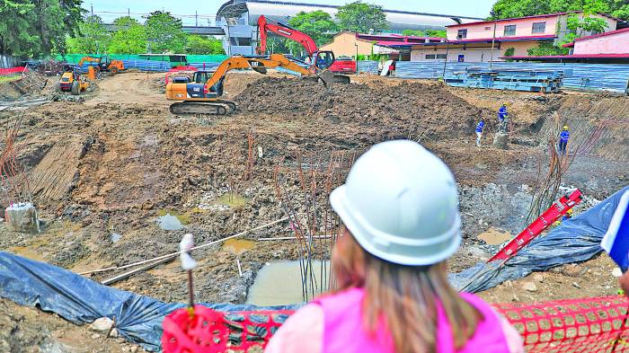 La construcción del hotel escuela lleva un 20% de avance.