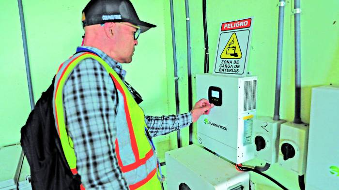 Energía solar da vida a la comunidad de El Guásimo, Costa Abajo de Colón