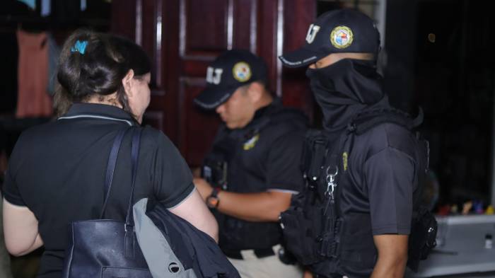 La Fiscalía Metropolitana y la DIJ participaron en las diligencias de la Operación Cenit.