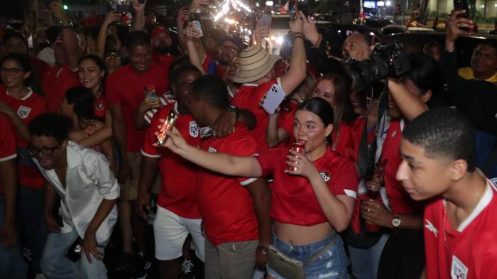 Mundial: Panameños se desbocan celebrando la clasificación
