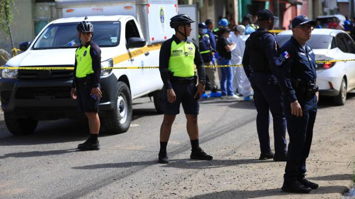 La Policía Nacional informó que por este hecho de sangre no hay nadie detenido y se investiga el caso