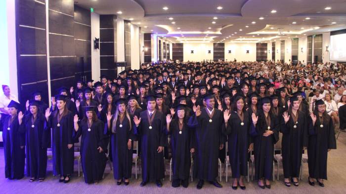 Universidad de Panamá gradúa a 260 nuevos docentes