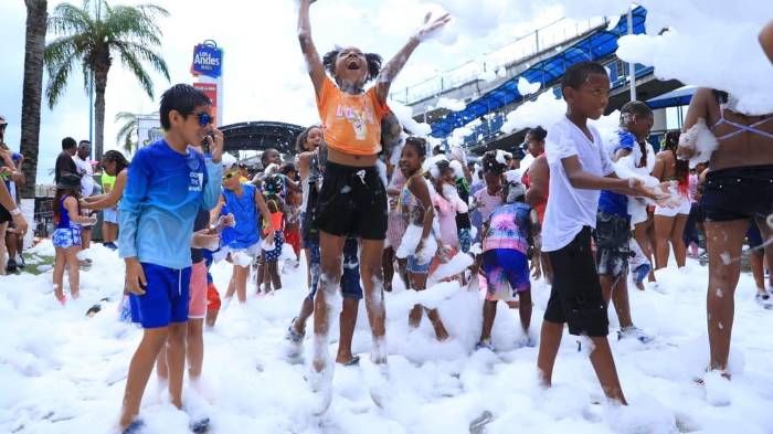 Festival Carnavalístico rompe récord con más de 200 mil asistentes en la city