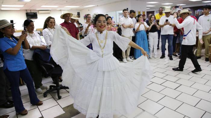 El Siglo y La Estrella festejan a la patria