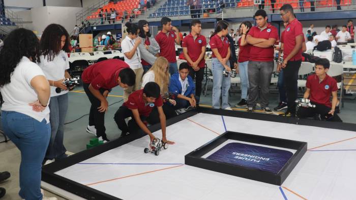 Catapultan a Panamá al cuarto lugar mundial en Olimpiadas de Robótica