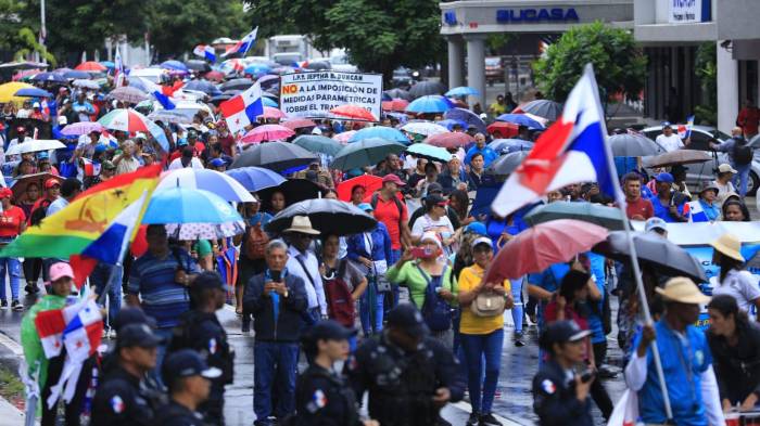 El paro de labores avanza con paso firme, sin indicios de terminar.